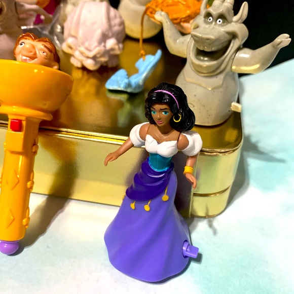 DISNEY VINTAGE 90s HUNCHBACK OF NOTRE DAME McDONALDS & BURGER KING TOY BUNDLE 10 - Picture 4 of 12